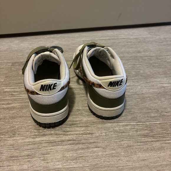 Nike Dunks in Olive/Leopard Print - Picture 4 of 8